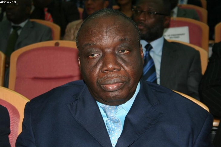 Le Conseil national de la presse dénonce l`interdiction de journaux